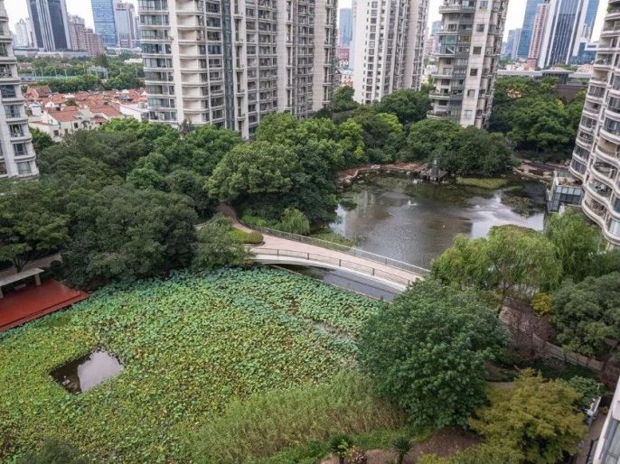 Modern big 3brs floor heating nice lake ville near line 2,12,14 Taikoo Hui shopping mall