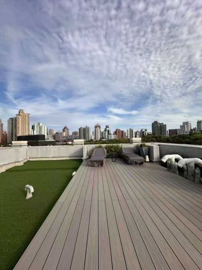 Old Xuhui 3br with HUGE Terrace,Metro Line 1/7/9/12 South Shanxi Road,Jiashan Road,Hengshan Road St.